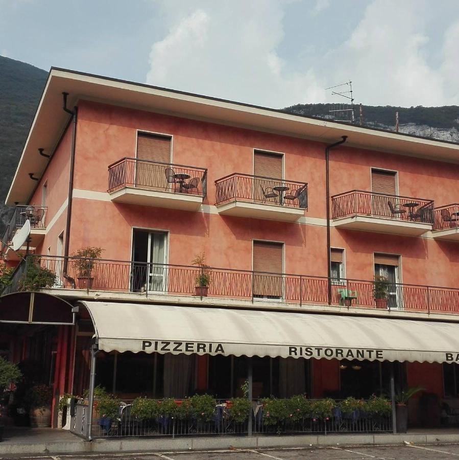 Hotel Belvedere Rivalta di Brentino Eksteriør billede